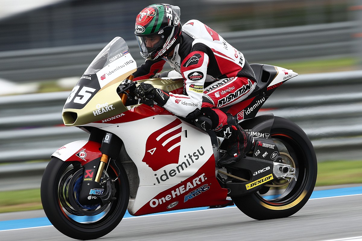 日本初の somkiat-chantra-honda-team-asi.jpg ウォーキング・ランニングウェア