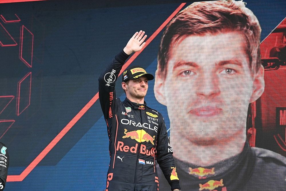 Podio: ganador Max Verstappen, Red Bull Racing