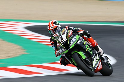 Magny-Cours WSBK: Rea leads Sykes in Friday practice