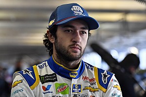 Darrell Waltrip, Chase Elliott honored at Cup Series Awards