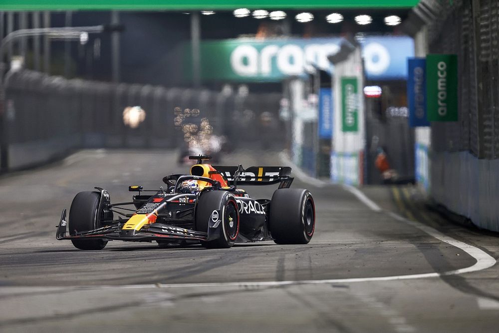 フェルスタッペン、シンガポールGPは追い上げるも”最悪のシナリオ”に