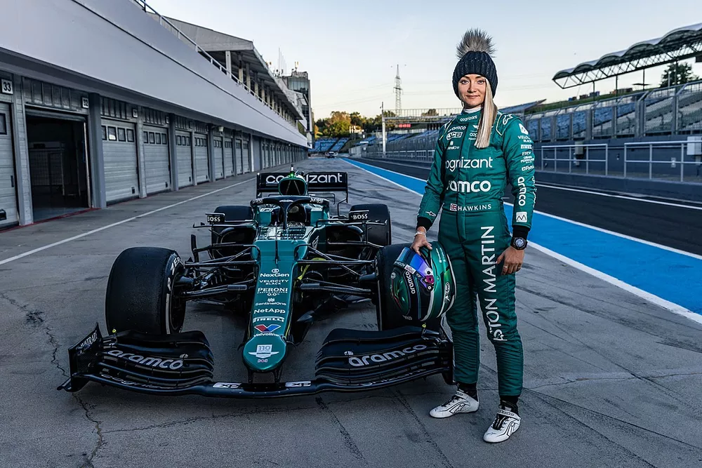 Jessica Hawkins testing an Aston Martin AMR21