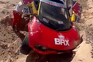 Vídeo: Loeb abandona la etapa tras un fuerte accidente en el Sonora Rally