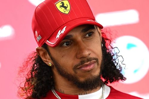 F1: O 'impasse' de Hamilton e Ferrari em relação ao carro de 2025