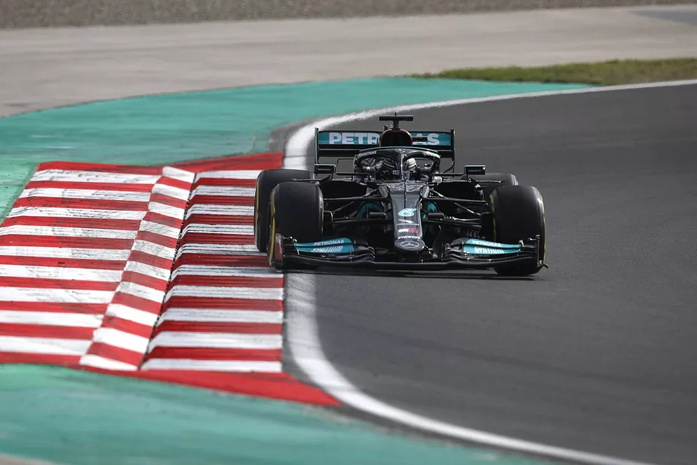 Lewis Hamilton, Mercedes W12