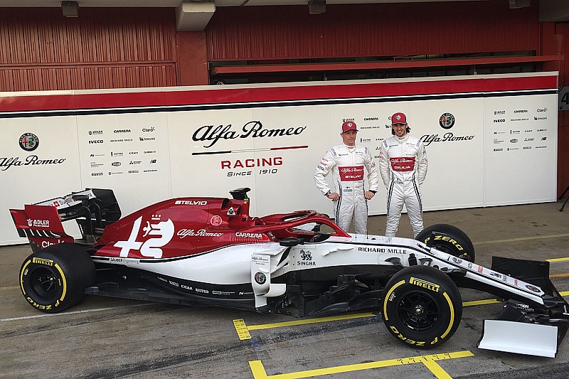 Photos - Alfa Romeo présente la F1 de son retour
