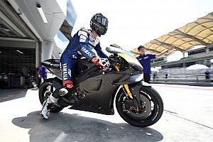 Los fabricantes de MotoGP ruedan con sus equipos de test antes de Jerez