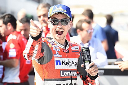 Qualifs - Lorenzo coiffe Dovizioso et Márquez au poteau !