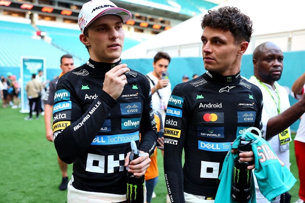 Lando Norris, McLaren, Oscar Piastri, McLaren