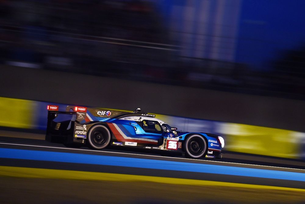 #36 Alpine Elf Team Alpine A480 - Gibson LMP1 of AndrÃ© Negrao, Nicolas Lapierre, Matthieu Vaxiviere