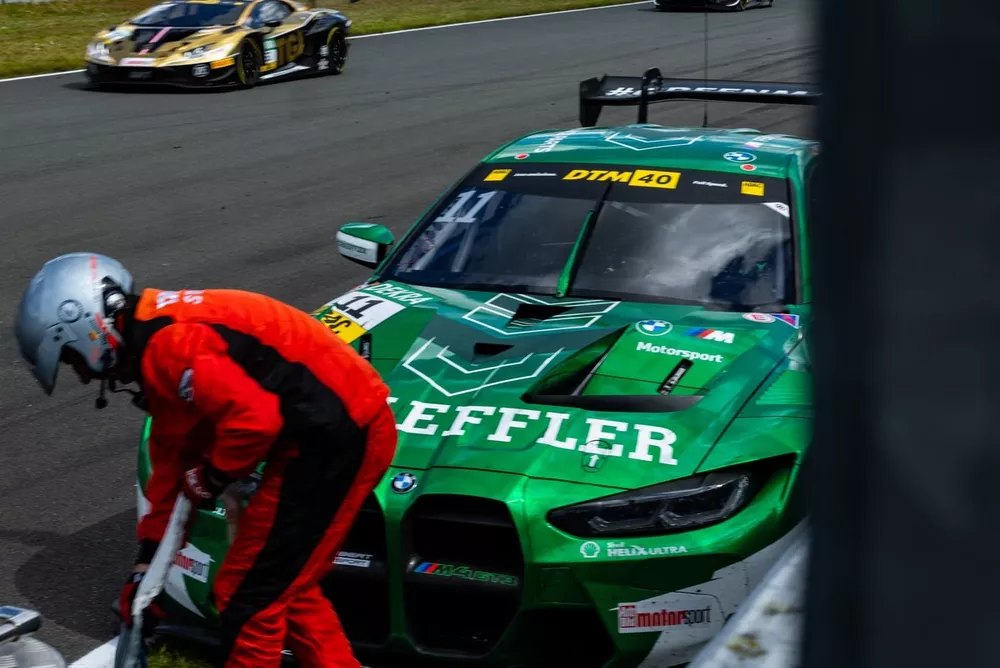 Marco Wittmann, Schubert Motorsport BMW M4 GT3 nach dem Ausfall