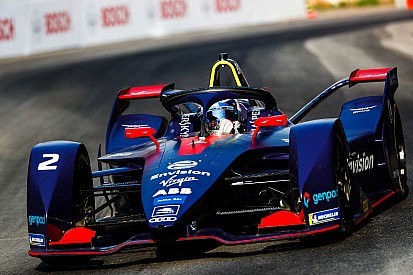 Bird zárt az élen a Formula E futam utáni tesztjén Szaúd-Arábiában