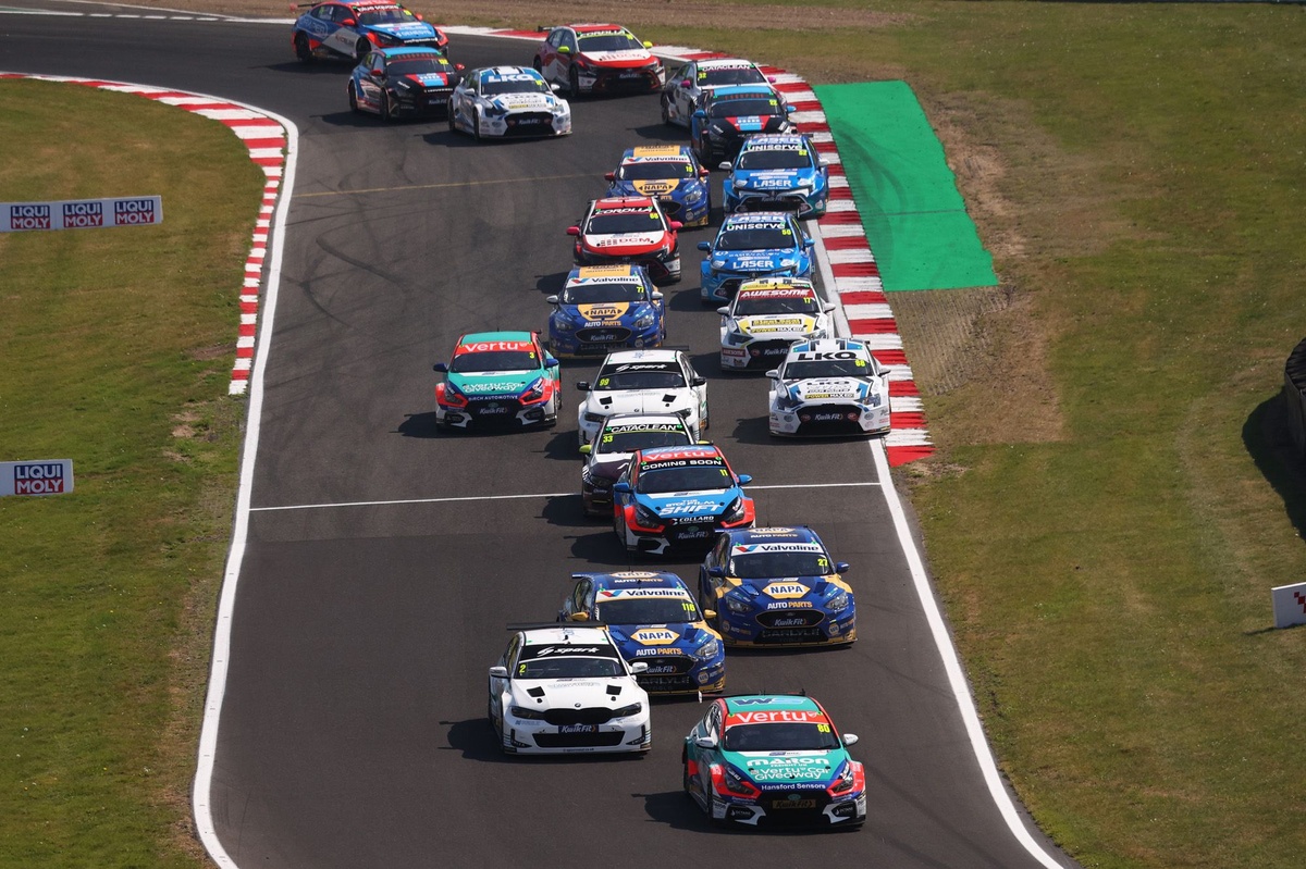 BTCC Brands Hatch: Taylor-Smith takes shock win aboard Toyota in race two