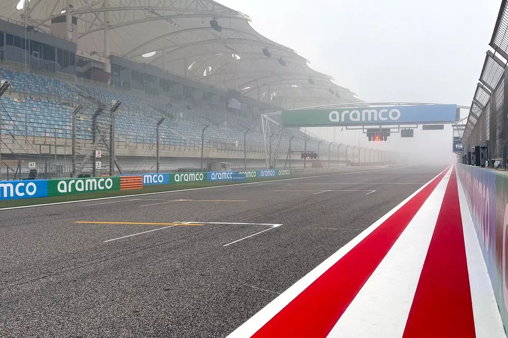 Fog over the circuit 