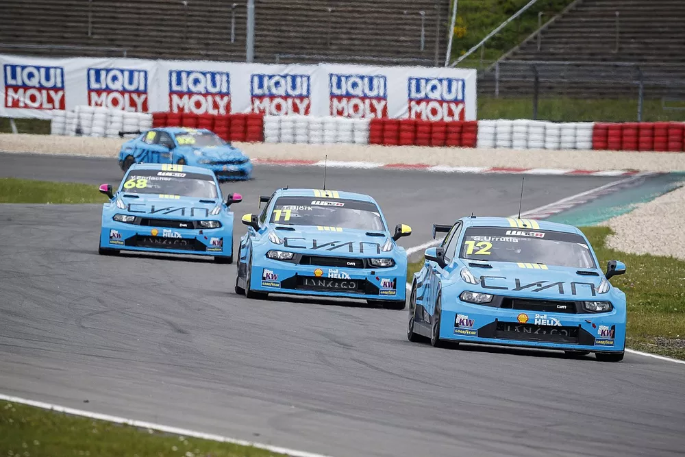 Santiago Urrutia, Cyan Performance Lynk & Co Lynk & Co 03 TCR