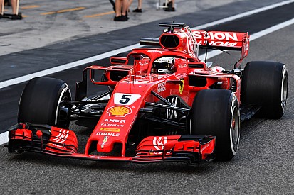 Abu Dhabi, Test Pirelli F1: Vettel torna ai box con l'ala posteriore rotta