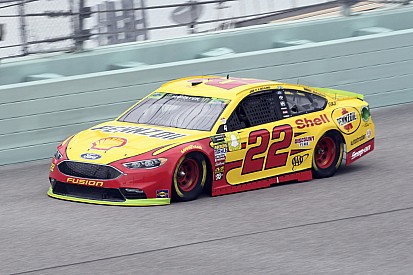 Homestead-Samstag: Logano vorn - Teamwork bei Gibbs