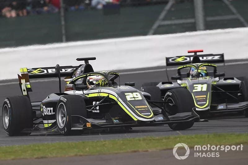 Teppei Natori, Carlin Buzz Racing e Logan Sargeant, Carlin Buzz Racing 
