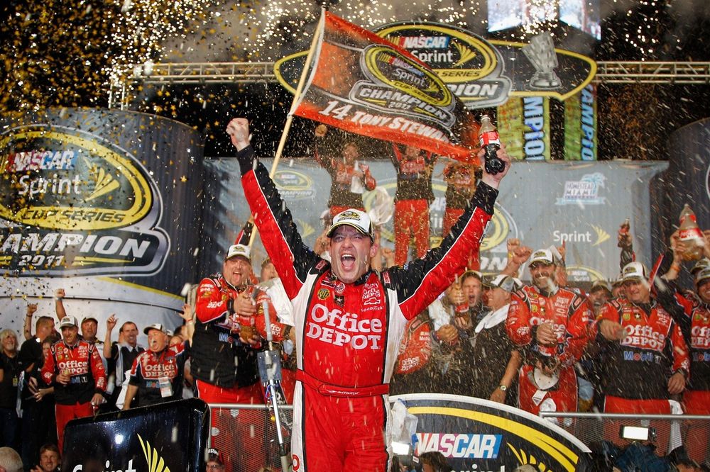 Campeão Tony Stewart, Stewart-Haas Racing