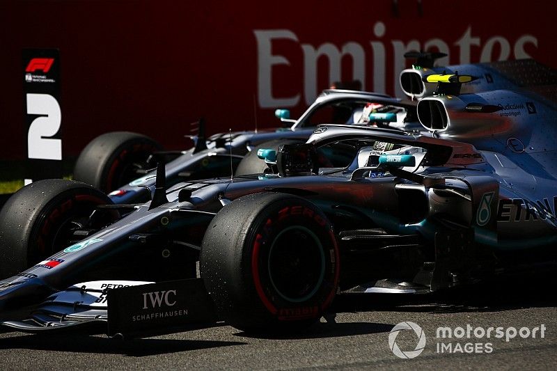 Pole Sitter Valtteri Bottas, Mercedes AMG W10 and Lewis Hamilton, Mercedes AMG F1 W10 in Parc Ferme 