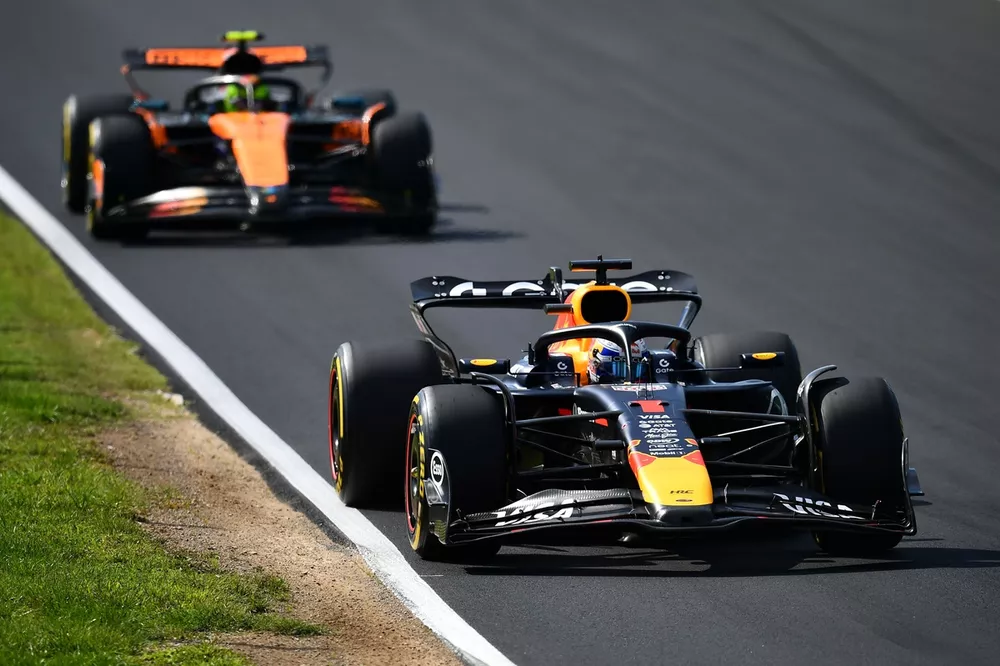 Lando Norris, McLaren, Max Verstappen, Red Bull Racing