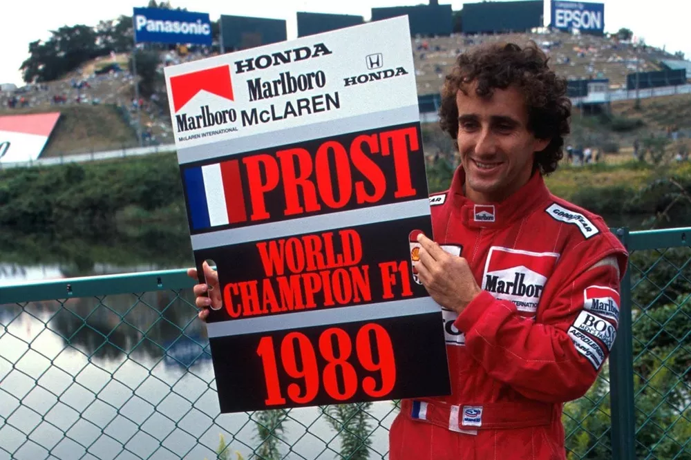 Alain Prost d&eacute;clar&eacute; temporairement Champion du monde, alors que McLaren annonce son intention de faire appel de la disqualification d'Ayrton Senna