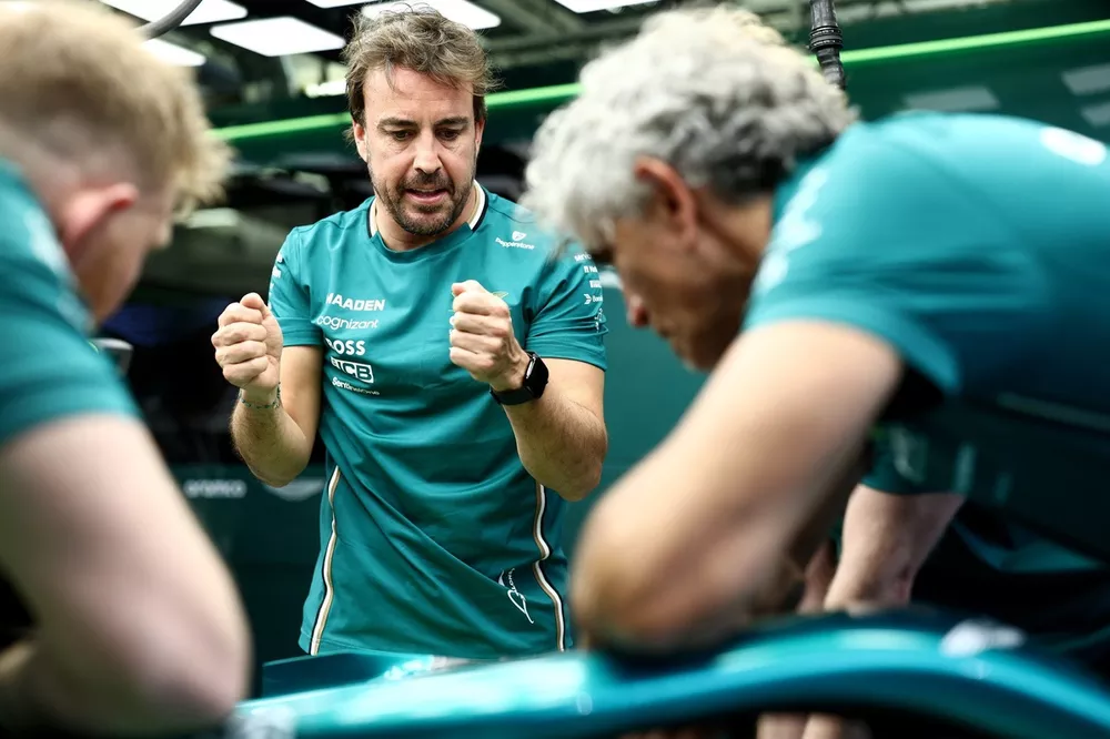 Fernando Alonso, Aston Martin Racing