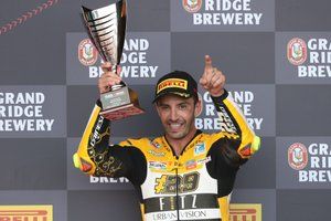 Iannone se da una segunda oportunidad cuatro a&ntilde;os despu&eacute;s