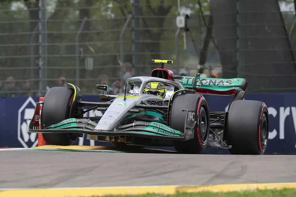 Lewis Hamilton, Mercedes W13