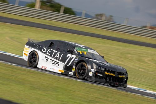 Ap&oacute;s p&oacute;dio na etapa anterior, Valdeno Brito disputa t&iacute;tulo da Special Edition da NASCAR Brasil em Interlagos