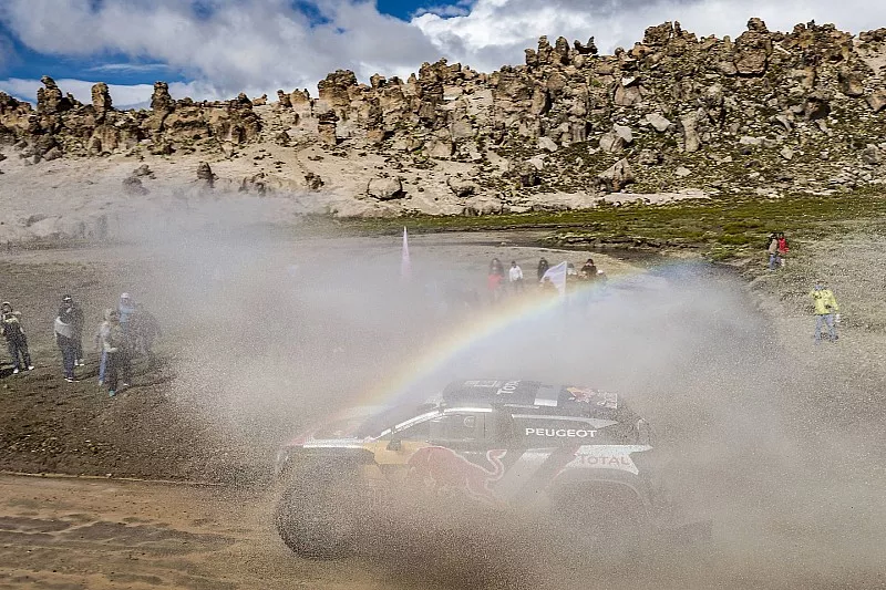 #303 Peugeot Sport Peugeot 3008 DKR: Carlos Sainz, Lucas Cruz