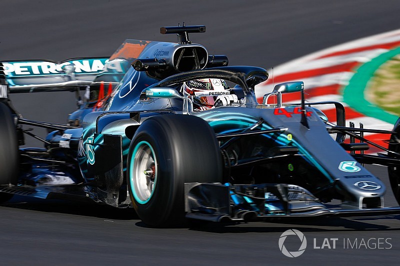 Los detalles que revelan el empuje aerodinámico de Mercedes