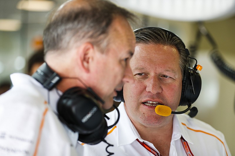 Führung unfähig? McLaren wehrt sich gegen Whitmarsh-Kritik