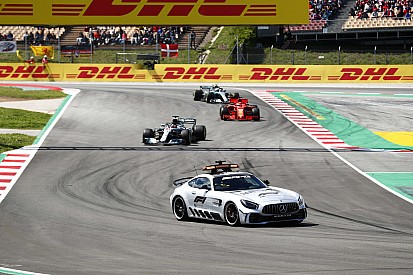 Vettel: Pistte kalmak bizim için bir seçenek olamazdı