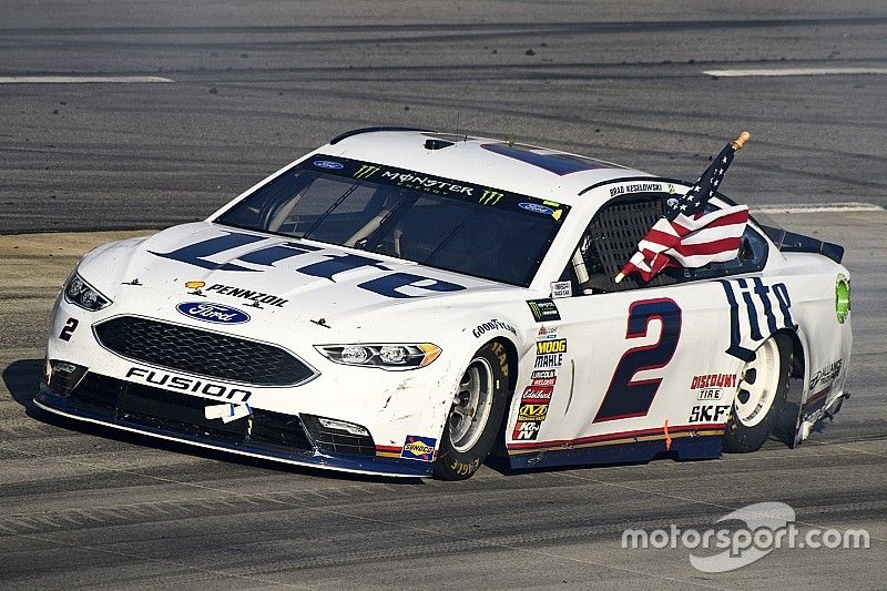 Race winner Brad Keselowski, Team Penske Ford