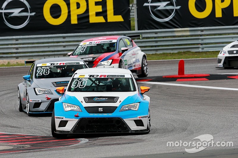 Josh Files gewinnt Premierenrennen der TCR Deutschland für SEAT