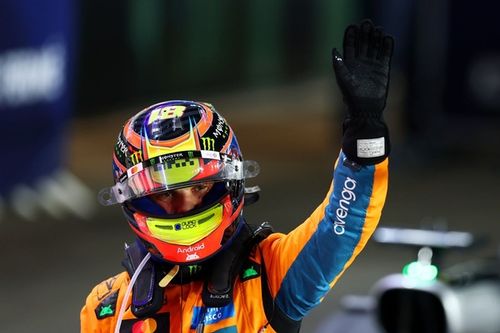 Piastri bate a Norris por la pole de Qatar con Verstappen 3&ordm;; Sainz y Alonso, top 10