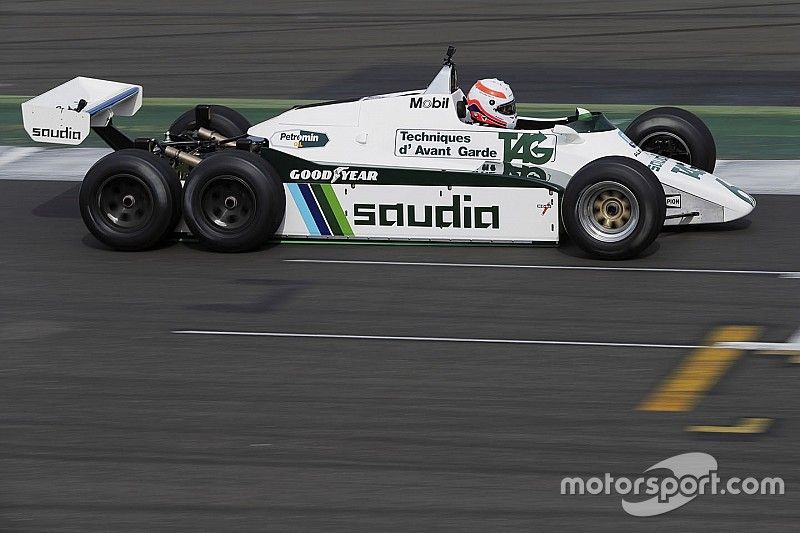 Martin Brundle tests the six-wheeled FW08