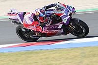 Martín se lleva la pole reventando el récord de Misano