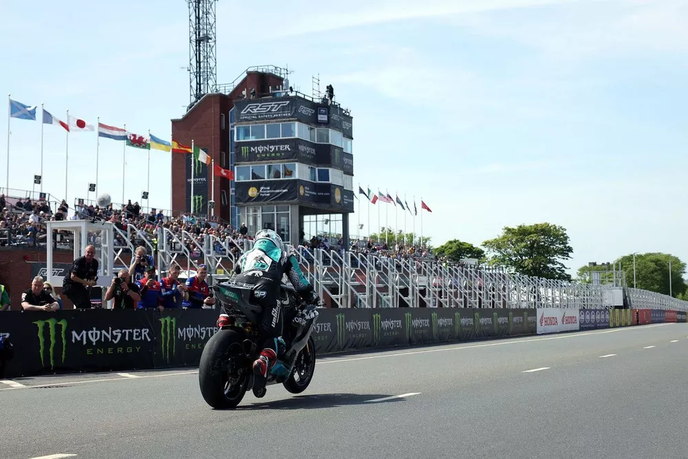 Michael Dunlop Supersport
