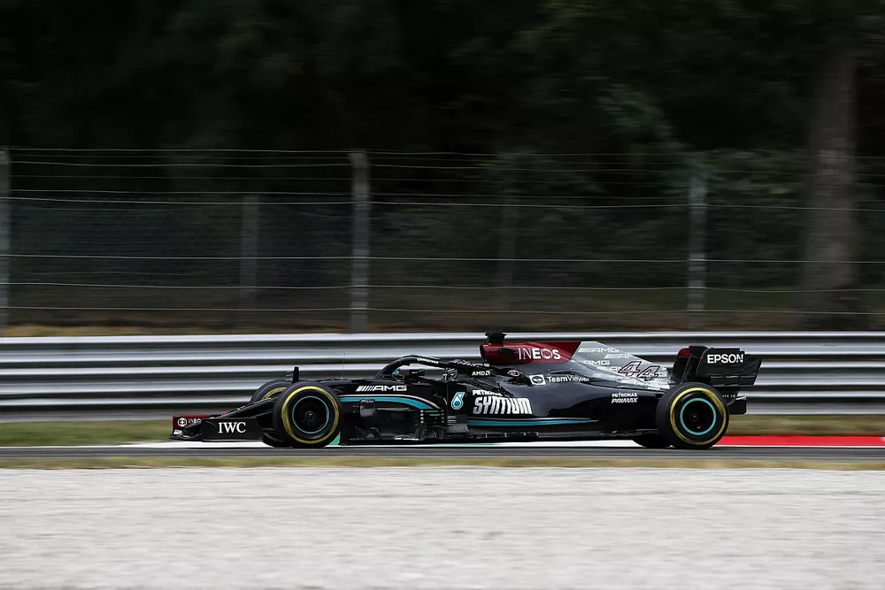 Lewis Hamilton, Mercedes W12