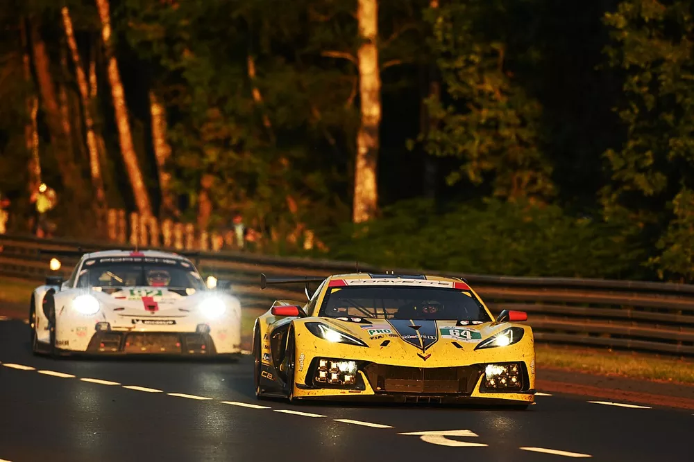 #64 Corvette Racing Chevrolet Corvette C8.R LMGTE Pro - Tommy Milner, Nick Tandy, Alexander Sims 