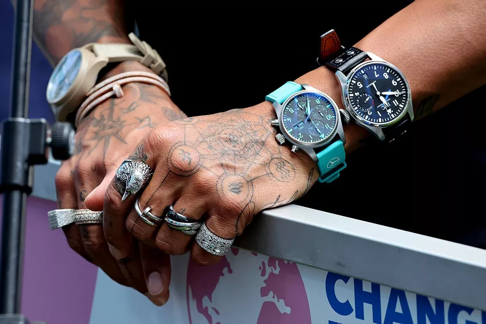 Joyas y relojes de Lewis Hamilton, Mercedes-AMG  
