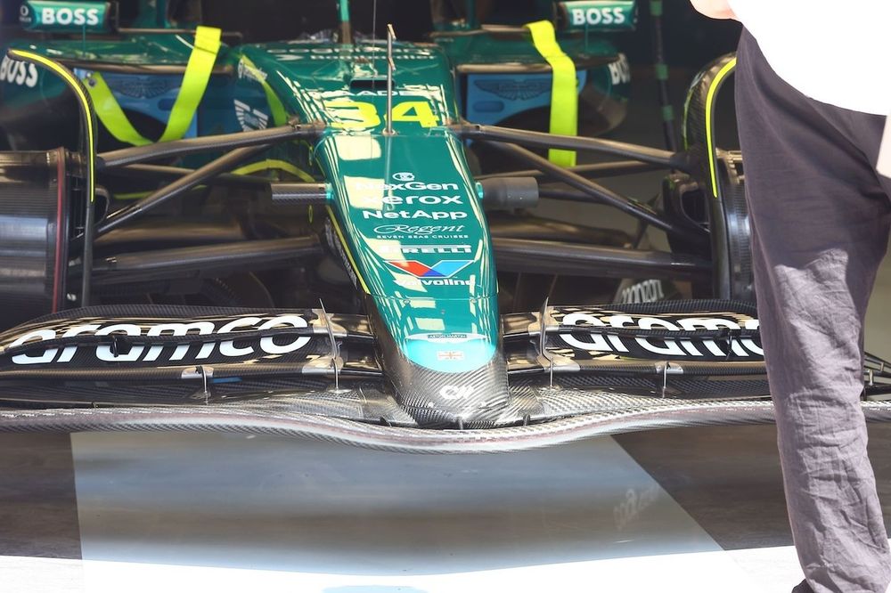 Detalle técnico del Aston Martin