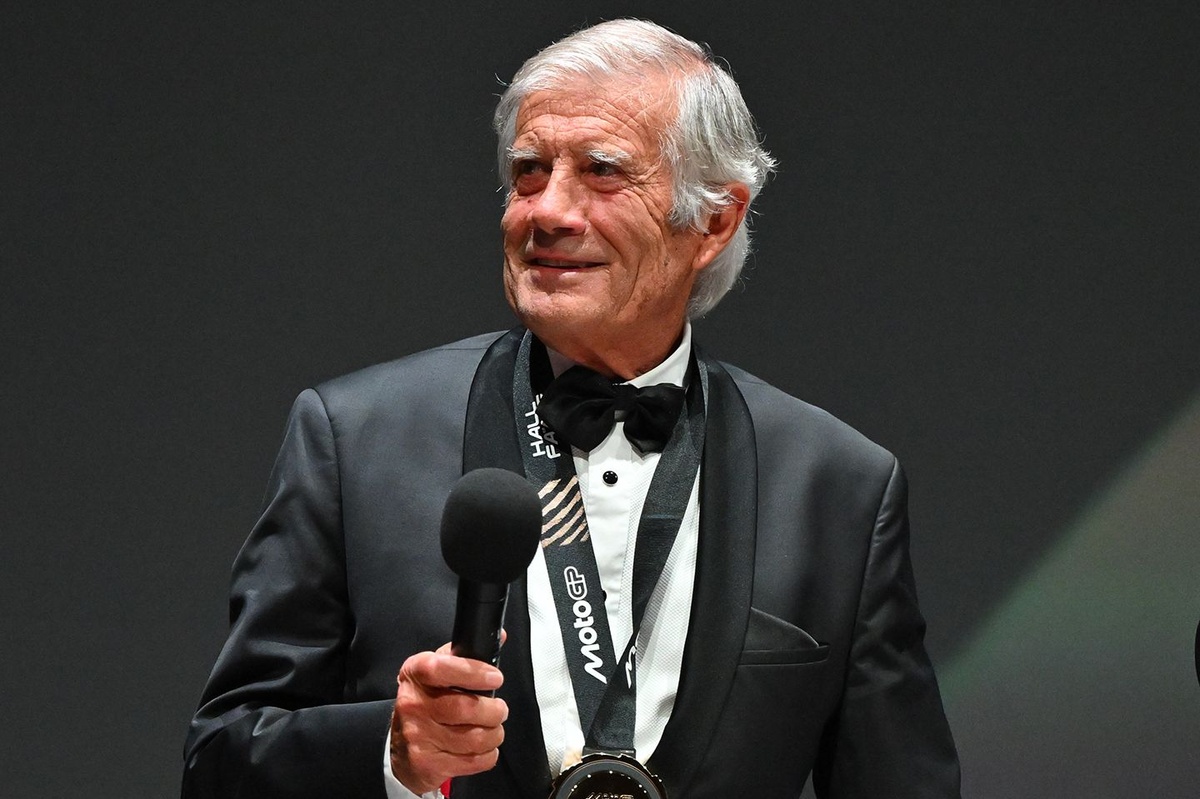 Giacomo Agostini backs 2027 MotoGP rules: “Wings belong on planes, not bikes”