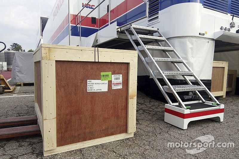 Llegada de equipo HRC Honda