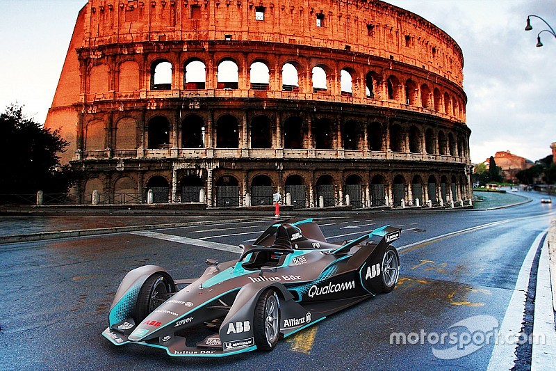 Yeni Formula E araçlarının hızı 300 km/s'i bulacak