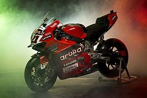 Ducati presenta la Panigale V4R de &Aacute;lvaro Bautista y Michael Rinaldi
