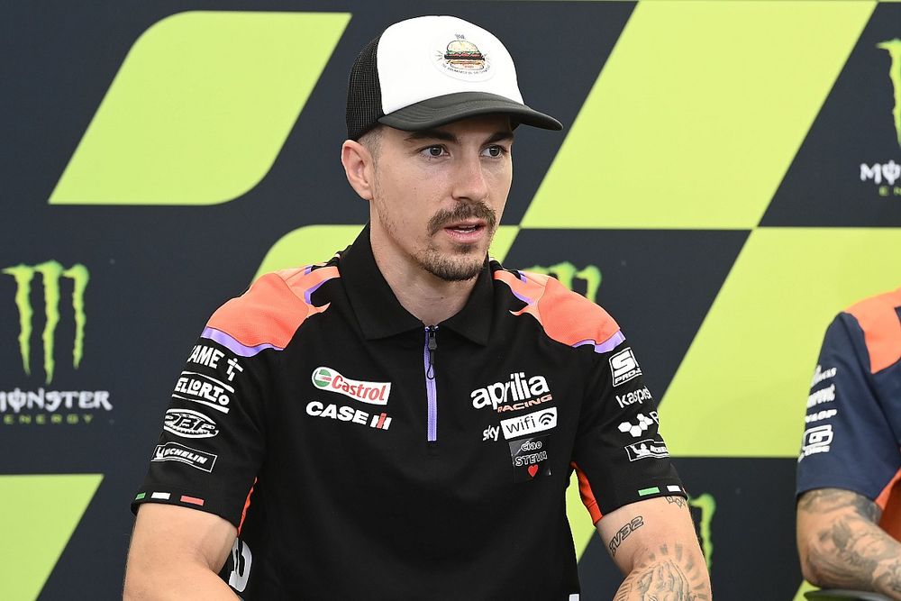 Maverick Vi&ntilde;ales, Aprilia Racing Team