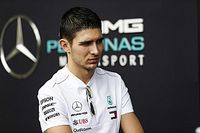 Ano afastado da F1 poderá prejudicar Ocon, diz Pérez